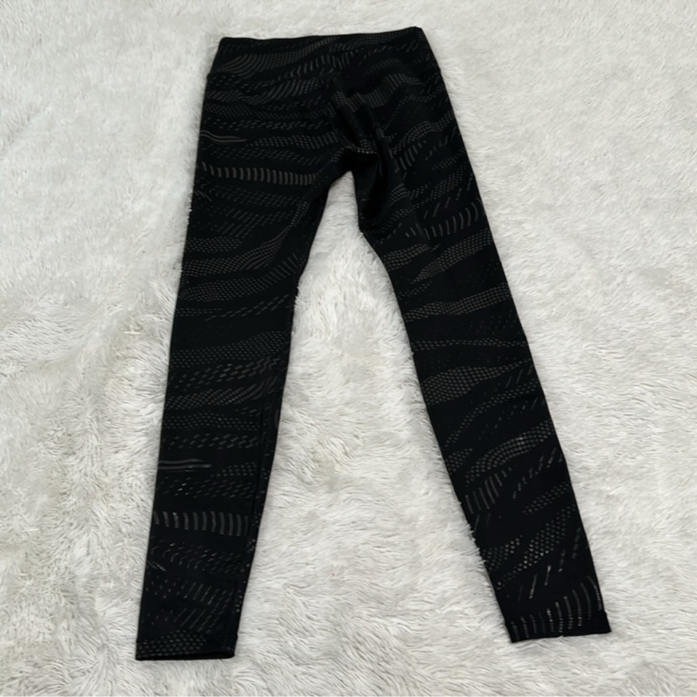 Nike Dri-Fit Leggings. Medium. Black. Full / Floor / Ankle Length. 7/8 Length.